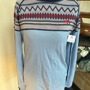 NWT Kari Traa Light Blue and Red Patterned Base Layer